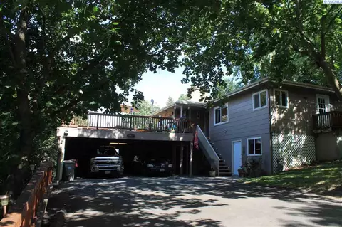 735 SE South St, Pullman, WA 99163 photo 1