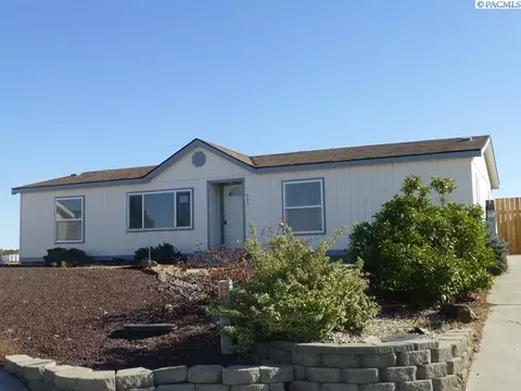 954 Empire Dr, Pasco, WA 99301 photo 1