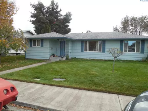 1924 W Agate, Pasco, WA 99301 photo 1