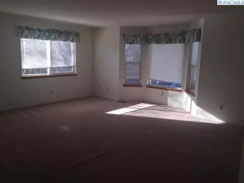 246 NW Sunrise Dr, Pullman, WA 99163 photo 4