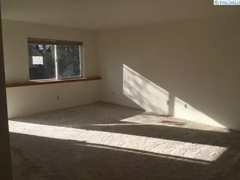 246 NW Sunrise Dr, Pullman, WA 99163 photo 9