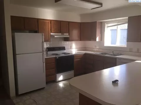 246 NW Sunrise Dr, Pullman, WA 99163 photo 3