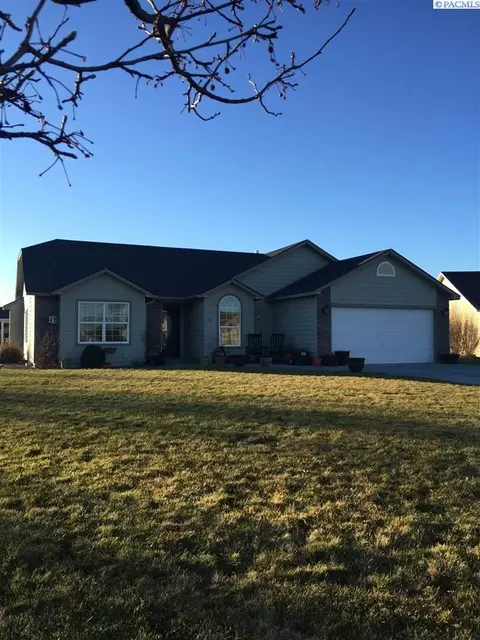2 Apeldorn Ct, Pasco, WA 99301 photo 1