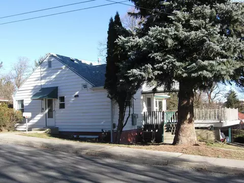 330 SW Mckenzie St, Pullman, WA 99163 photo 1