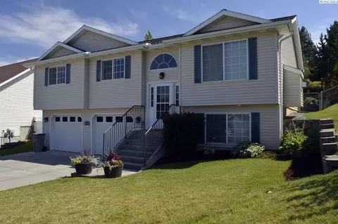 475 NW Robert St, Pullman, WA 99163 photo 1