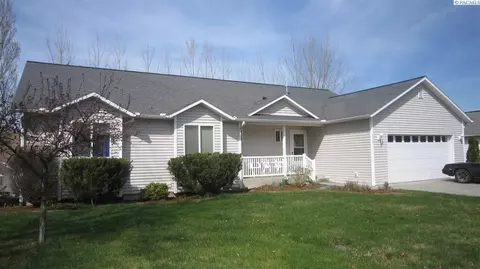 330 NW Terre View Dr, Pullman, WA 99163 photo 1