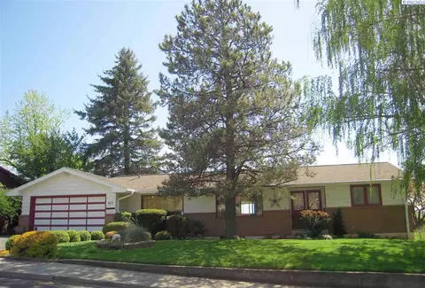 425 SE Crestview, Pullman, WA 99163 photo 1