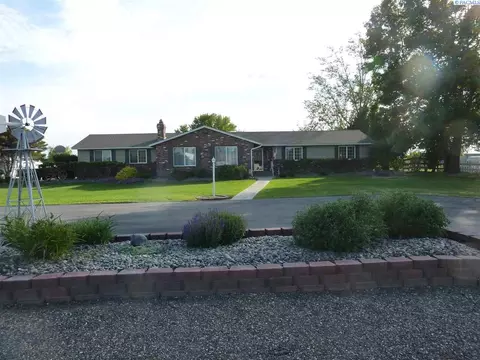 92 Westbourne Loop, Burbank, WA 99323 photo 1