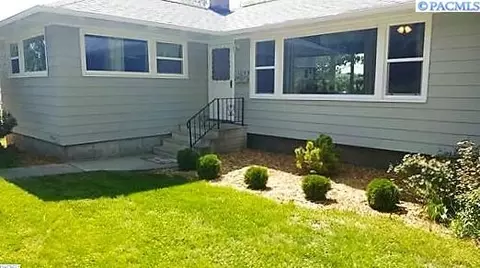 1055 NW Clifford, Pullman, WA 99163 photo 1