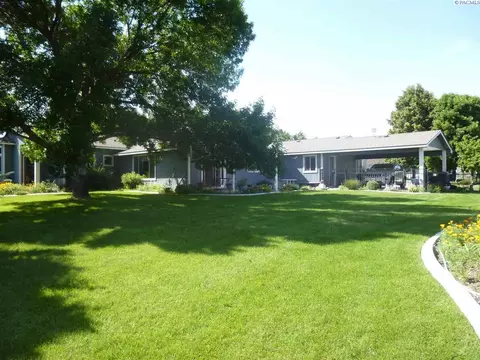 98103 E Clover Rd, Kennewick, WA 99338 photo 1