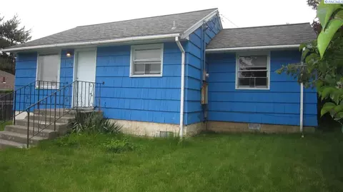 324 NW Webb St, Pullman, WA 99163 photo 1