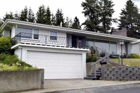 405 E Chase, Colfax, WA 99111 photo 1