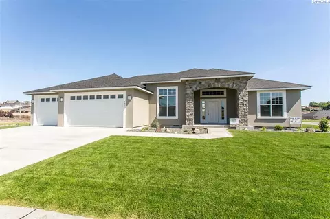 4901 Pinehurst St, Pasco, WA 99301 photo 1