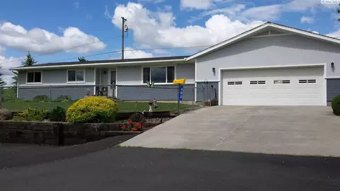 402 Old Moscow Rd, Pullman, WA 99163 photo 1