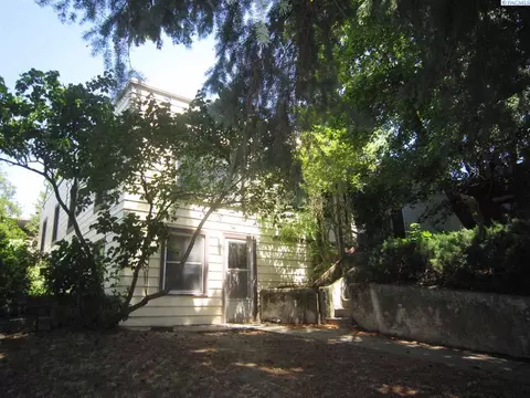 328 NW Windus St, Pullman, WA 99163 photo 1
