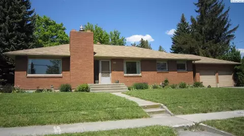 460 NW Harrison, Pullman, WA 99163 photo 1
