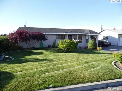 615 Lilac Pl, Othello, WA 99344 photo 1