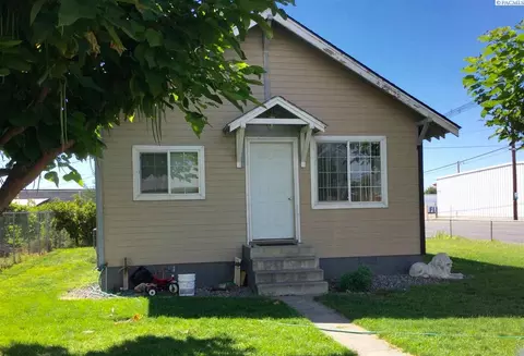 802 S 7th, Pasco, WA 99301 photo 1