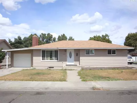 1915 W Ruby St, Pasco, WA 99301 photo 1