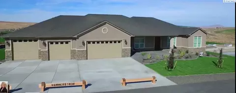 6400 Eagle Crest Dr, Pasco, WA 99301 photo 1
