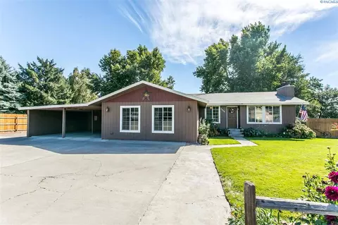 5608 W Richardson Rd, Pasco, WA 99301 photo 1