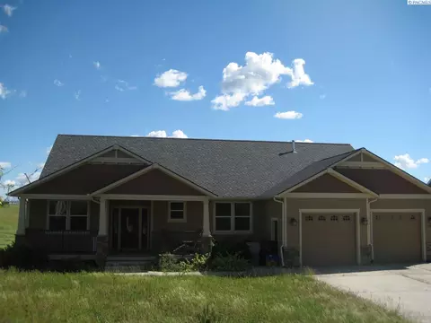705 NW Palouse View Dr, Pullman, WA 99163 photo 1