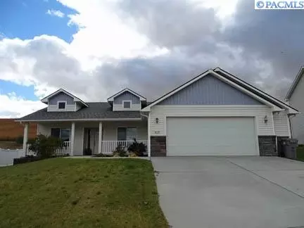 1035 SW Latour Peak St, Pullman, WA 99163 photo 1