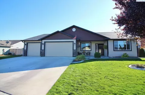 4604 Laredo Dr, Pasco, WA 99301 photo 1