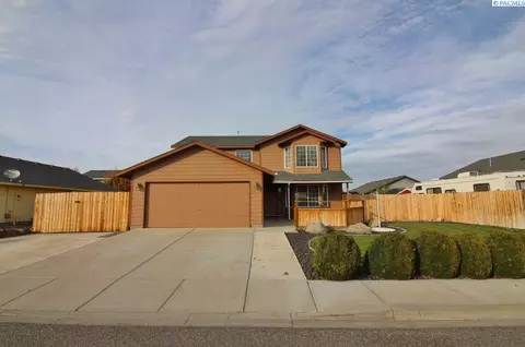 7907 Madeira Dr, Pasco, WA 99301 photo 1