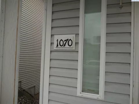 1070 SW Lost Trl, Pullman, WA 99163 photo 1