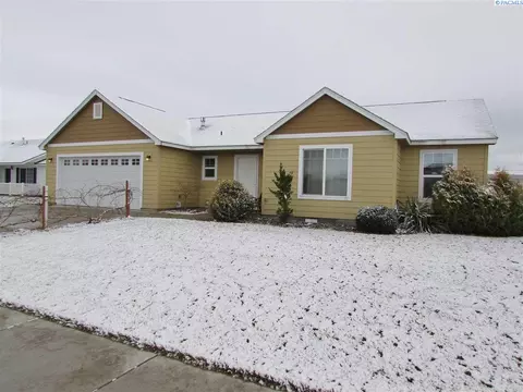8006 Salmon, Pasco, WA 99301 photo 1