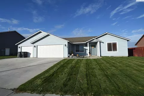 5811 Leopard Dr, Pasco, WA 99301 photo 1