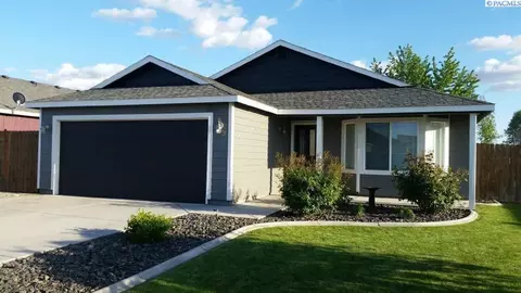 9104 Angus Dr, Pasco, WA 99301 photo 1