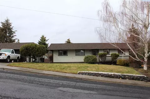 220 SW Mountain View Dr, Pullman, WA 99163 photo 1
