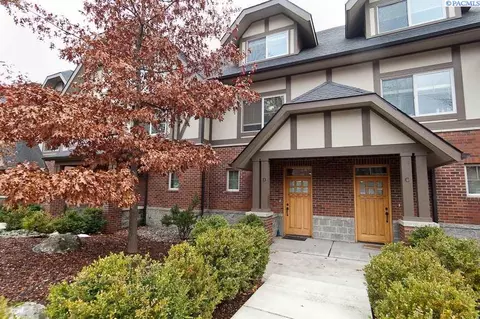 715 NE Oak #D, Pullman, WA 99163 photo 1