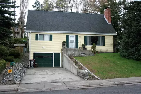 1845 NW Deane Dr, Pullman, WA 99163 photo 1