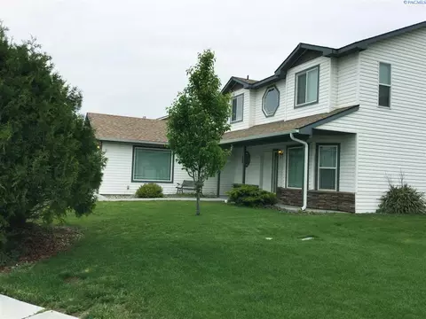 821 N Douglas Ct, Pasco, WA 99301 photo 1