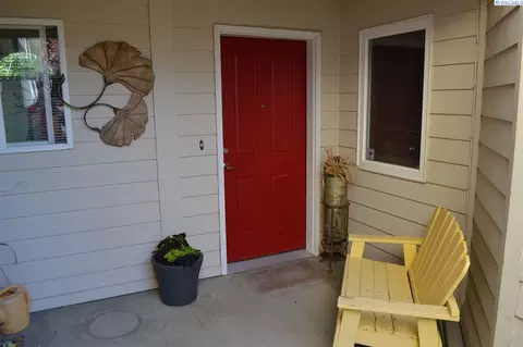 215 NW Brandon, Pullman, WA 99163 photo 1