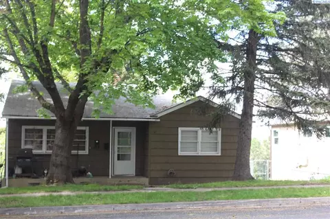 925 NW Fisk, Pullman, WA 99163 photo 1