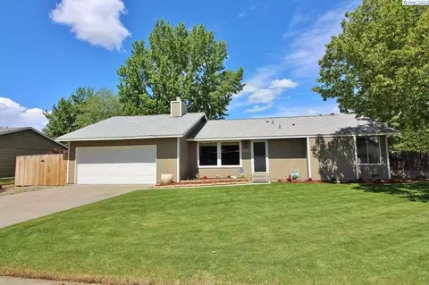 4205 Riverhill Dr, Pasco, WA 99301 photo 1