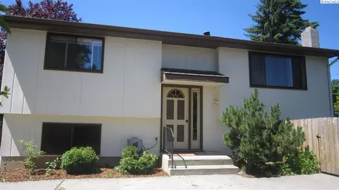 320 NW North St, Pullman, WA 99163 photo 1
