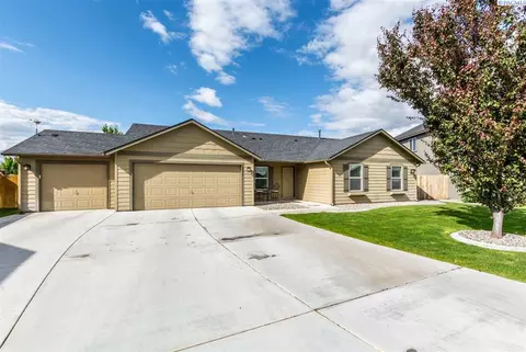 6025 Basalt Falls Dr, Pasco, WA 99301 photo 1