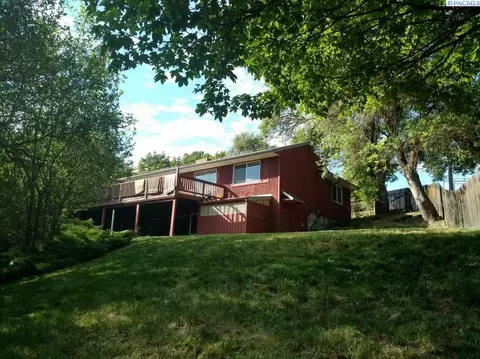 640 W Main St, Pullman, WA 99163 photo 1