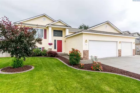 5311 Bakerloo Ln, Pasco, WA 99301 photo 1