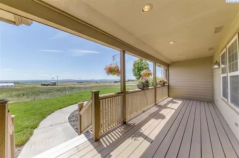 70 Schultz Rd, Pasco, WA 99301 photo 1