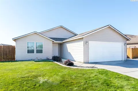 5226 Jackson, Pasco, WA 99301 photo 1