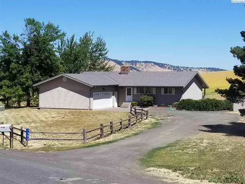 1302 Rose Creek Rd, Pullman, WA 99163 photo 1