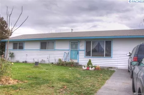 620 E Lilac Pl, Othello, WA 99344 photo 1