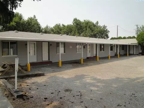 2506 E Lewis St, Pasco, WA 99301 photo 1