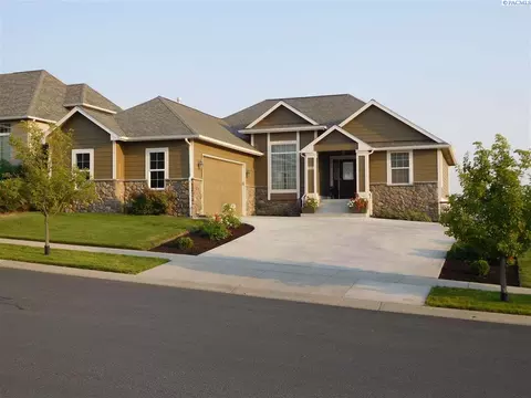 1135 SW Meyer Dr, Pullman, WA 99163 photo 1